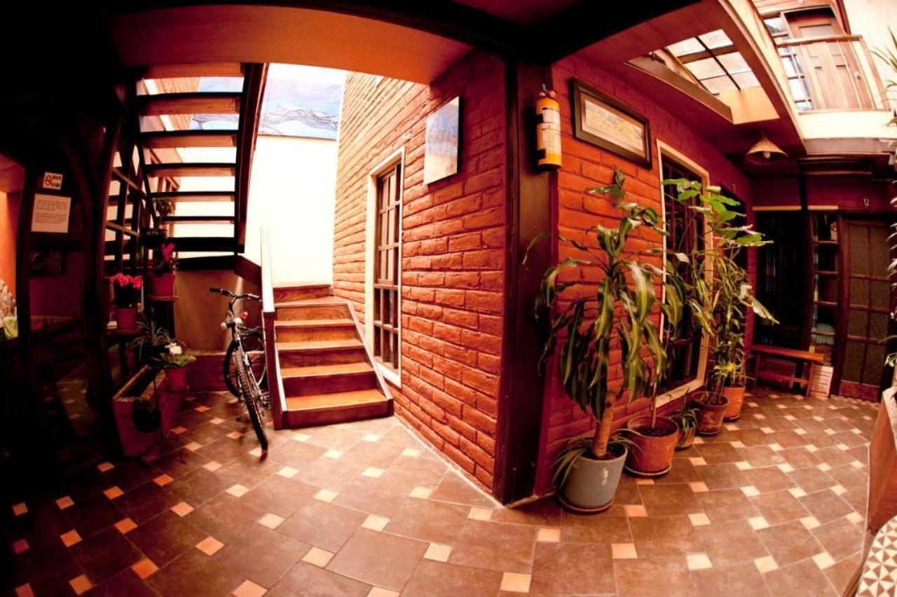Casa Del Arupo B&B Quito Luaran gambar