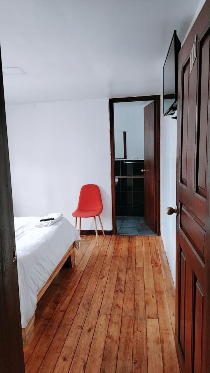 Casa Del Arupo B&B Quito Luaran gambar